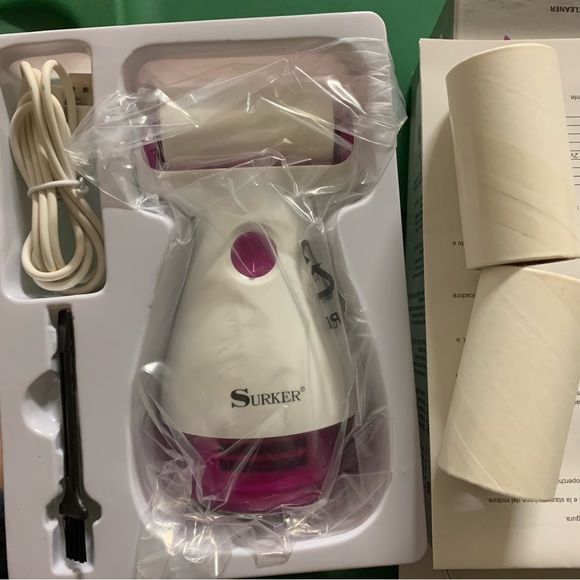 Brand new 2 in 1 super lint remover - Picture 3 of 3